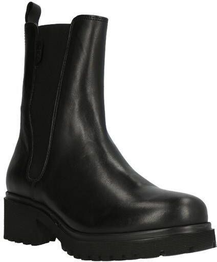AQA Shoes A7981