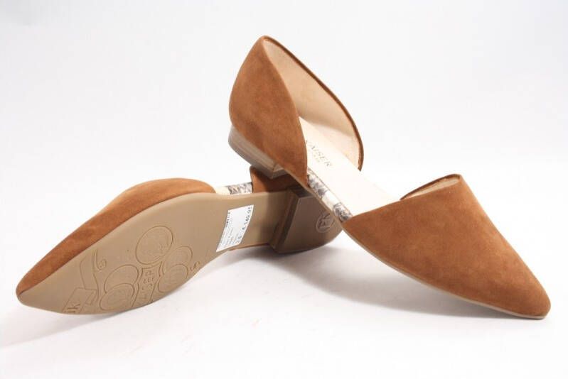 Peter Kaiser 19545 pumps