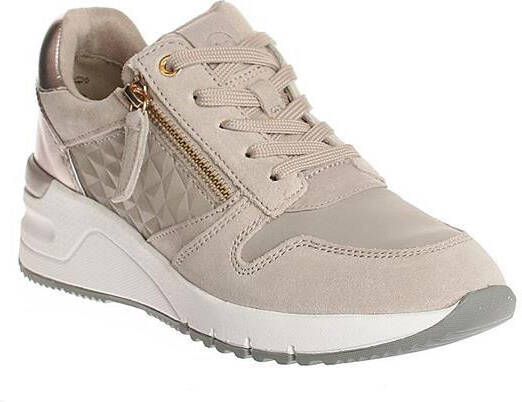 Tamaris Sneakers met sleehak Rea in trendy materialenmix